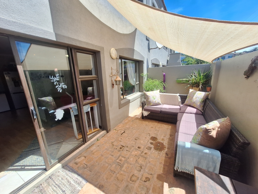 2 Bedroom Property for Sale in Ferreira Town Eastern Cape